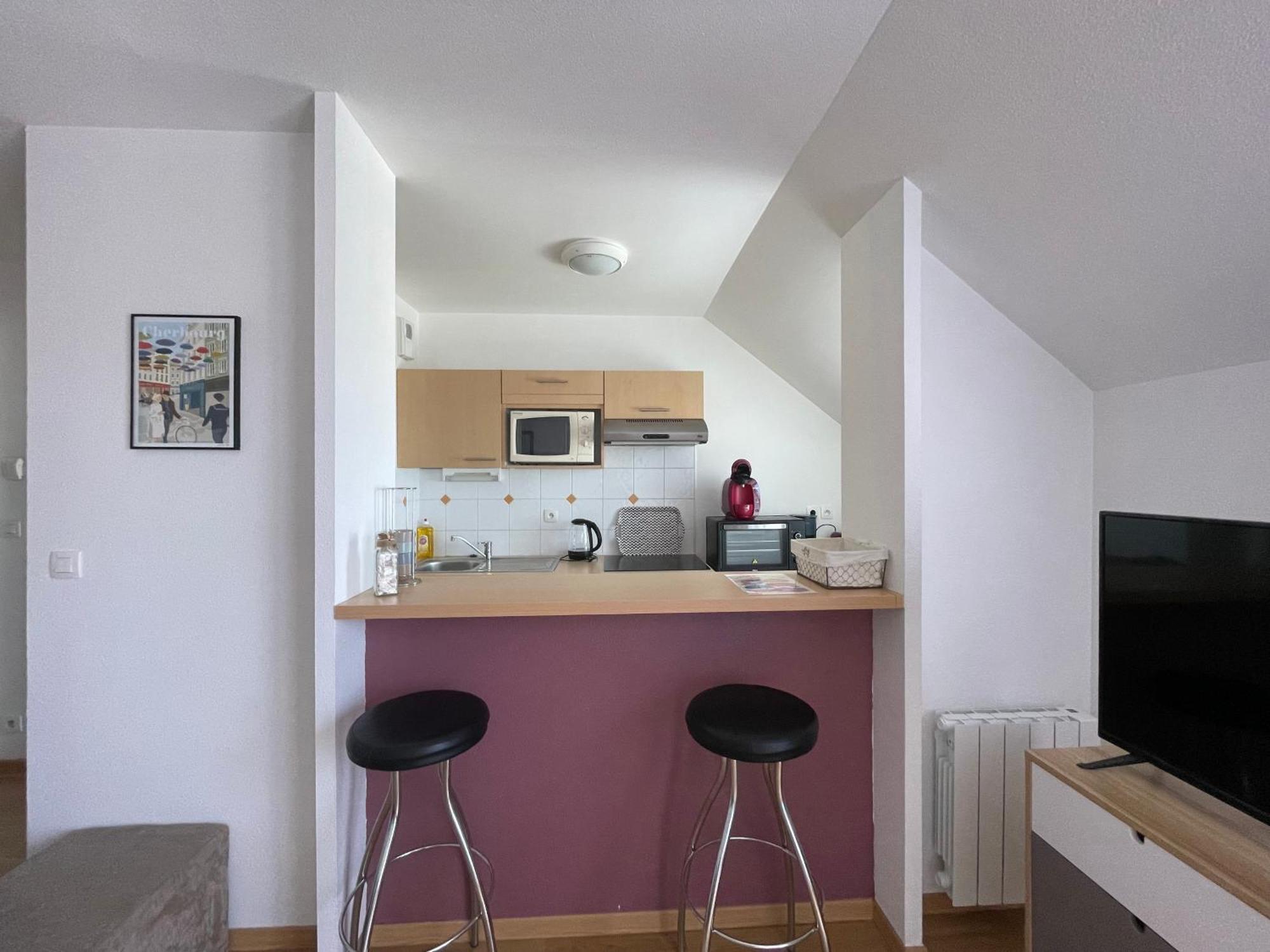 L'Air Marin Apt Avec Belle Terrasse Vue Degagee Sejour Lumineux 10 Mn A Pied Mer Et Centre Port En Bessin, Tous Commerces Et Restaurants, Proche Bayeux Et Omaha Beach Apartment *