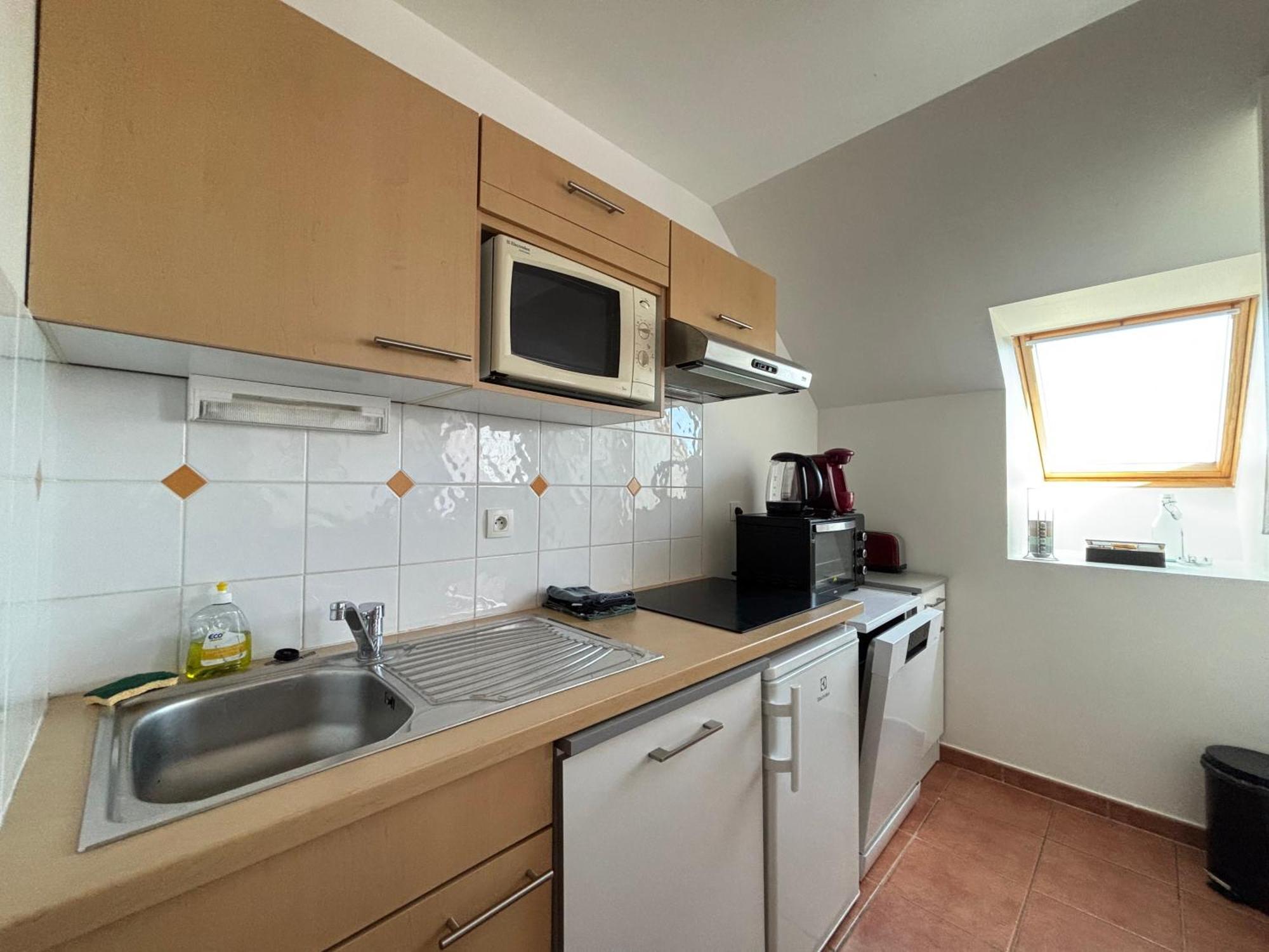 Apartment L'Air Marin Apt Avec Belle Terrasse Vue Degagee Sejour Lumineux 10 Mn A Pied Mer Et Centre Port En Bessin, Tous Commerces Et Restaurants, Proche Bayeux Et Omaha Beach Port-en-Bessin-Huppain